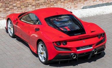 Ferrari F8 Tributo 9