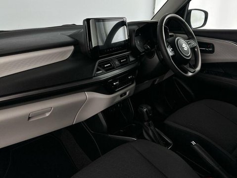 Suzuki Swift ULTRA 9