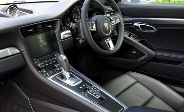 Porsche 911 (991) Turbo 19