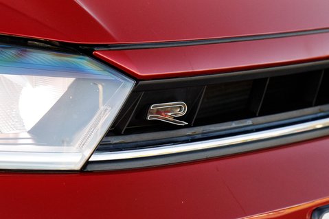 Volkswagen Polo R-LINE TSI 12