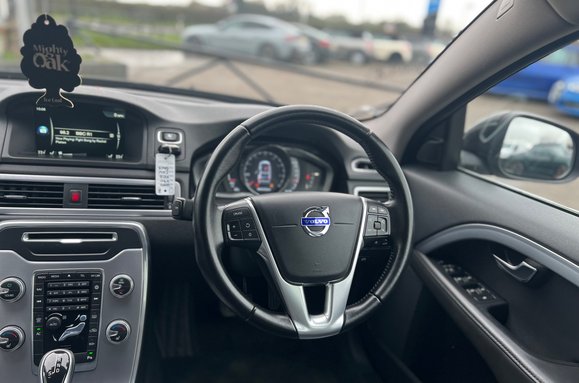 Volvo V70 2.0 D4 SE LUX AUTOMATIC ESTATE 33
