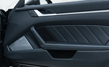 Porsche 911 Turbo S Cabriolet (992) 23