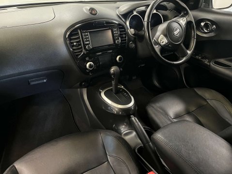 Nissan Juke 1.6 Juke Tekna CVT 5dr 34