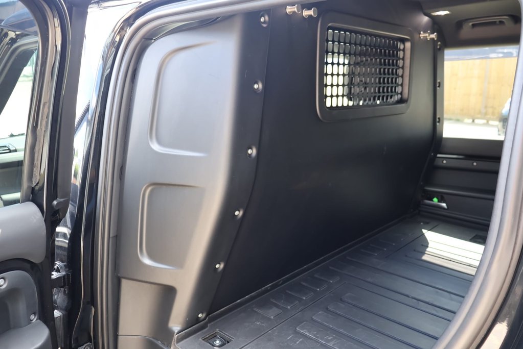 Land Rover Defender 110 D300 HARD TOP X-DYNAMIC HSE MHEV HUGE SPEC STYLED AT SEEKER  21