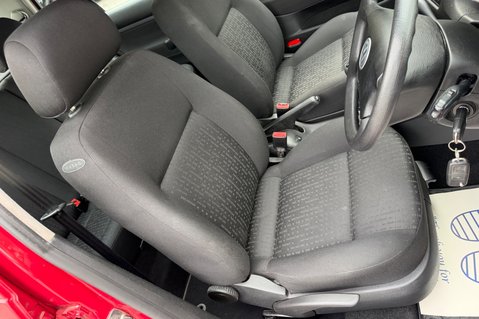 Volkswagen Golf MATCH TDI - ONE OWNER - 18 SERVICE STAMPS!  CAMBELT CHANGED 3 TIMES! 31