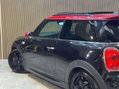 Mini Hatch 2.0 John Cooper Works Auto 3dr 27