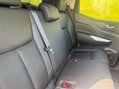 Nissan Navara 2.3 Navara Tekna dCi 4WD 5dr 9