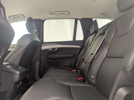 Volvo XC90 2.0 XC90 B5 MHEV AWD Auto 4WD 5dr 44