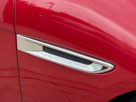 Jaguar XF 2.0 XF Portfolio D Auto 4dr 9