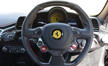 Ferrari 458 Italia 24