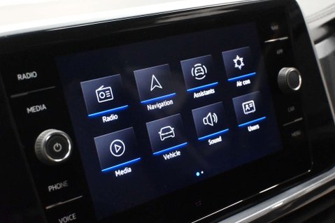 Volkswagen T-Roc 1.5 T-Roc Style TSI Semi-Auto 5dr 27