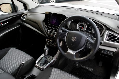Suzuki S-Cross MOTION