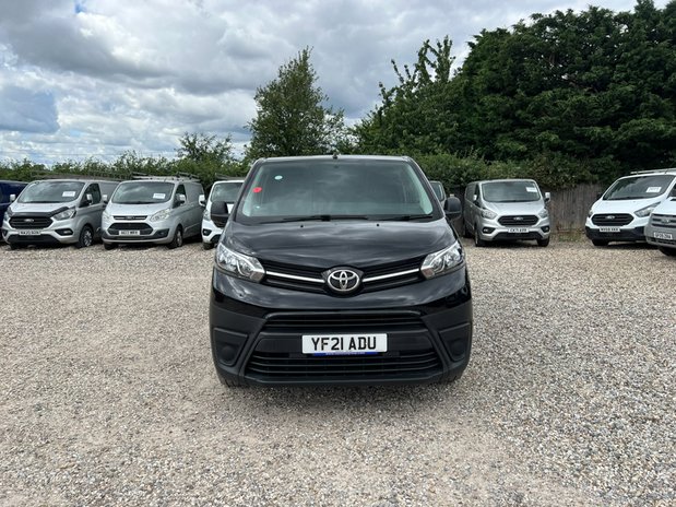 Toyota Proace MWB L2H1 Low Roof Active 2700 Air Con EURO 6 NO VA 3