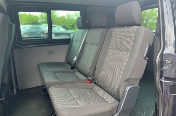 Volkswagen Transporter T32 TDI KOMBI HIGHLINE 5 SEATS 26