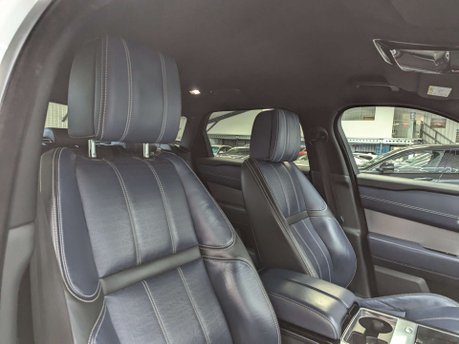 Land Rover Range Rover Velar 2.0 Range Rover Velar R-Dynamic HSE P250 Auto 4WD 5dr 43