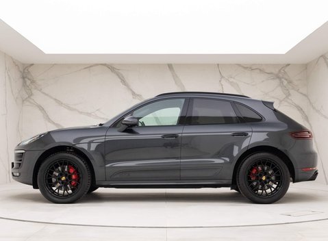 Porsche Macan GTS PDK 3