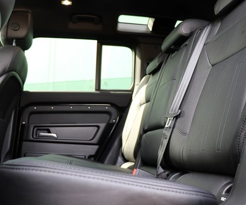 Land Rover Defender 110 PPF Matte