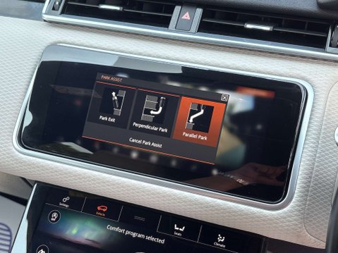 Land Rover Range Rover Velar 2.0 D180 R-Dynamic SE SUV 5dr Diesel Auto 4WD Euro 6 (s/s) (180 ps) 45