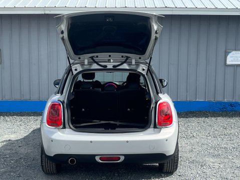Mini Hatch 1.5 Cooper D Euro 6 (s/s) 5dr 9