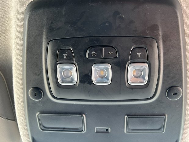 Renault Trafic Crew Cab (SOLD) SWB L1H1 Sport SL28 Air Con Alloys Sensors Tow Bar EURO 6 N 48