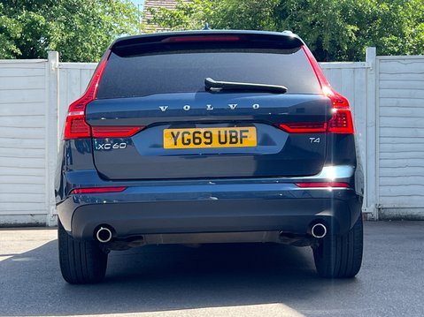 Volvo XC60 2.0 T4 Edition SUV 5dr Petrol Auto Euro 6 (s/s) (190 ps) 9