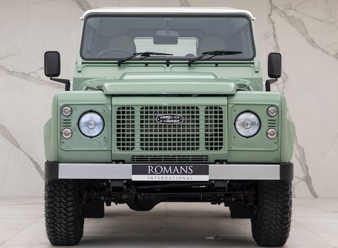 Land Rover Defender 90 Heritage Hard Top 4