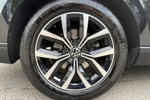 Volkswagen Passat SEL TSI EVO DSG - ONE OWNER - VAT QUALIFYING  57