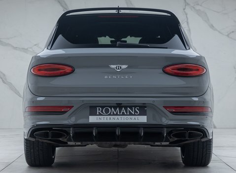 Bentley Bentayga V8 AZURE 8