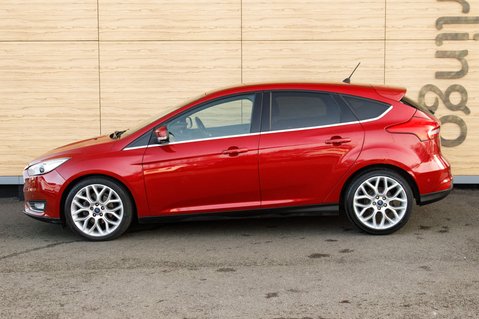Ford Focus TITANIUM X 13