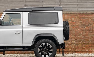 Land Rover Defender 90 Works V8 70th Edition 25