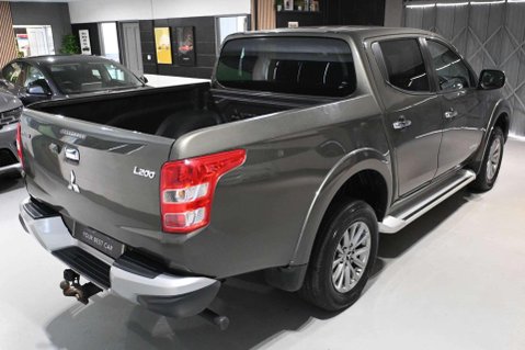 Mitsubishi L200 DI-D 4WD WARRIOR DCB 12