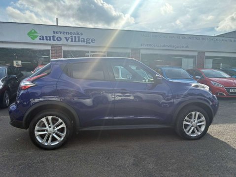 Nissan Juke 1.6 Acenta Premium SUV 5dr Petrol XTRON Euro 5 (117 ps) 8