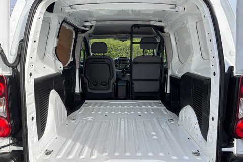 Peugeot Partner 850 S L1 1.6 Hdi 92ps Panel Van with Air Con - Direct from MOD 13