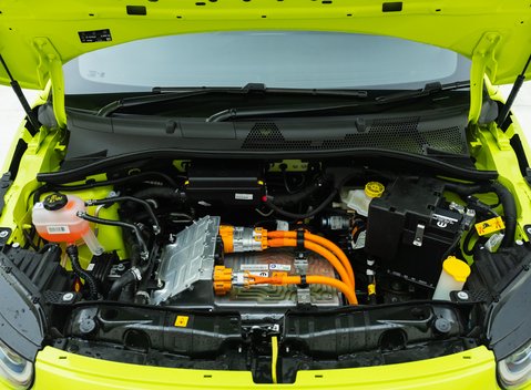 Abarth 500e Scorpionissima 43