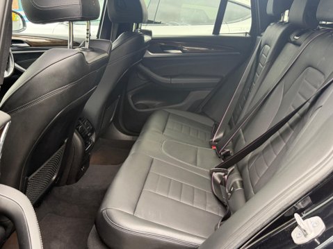 BMW X3 XDRIVE20I M SPORT 9