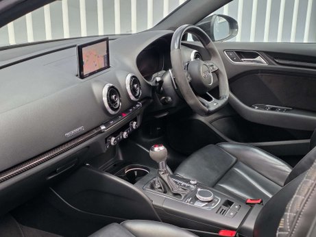 Audi RS3 2.5 TFSI Audi Sport Edition Sportback 5dr Petrol S Tronic quattro Euro 6 (s 5