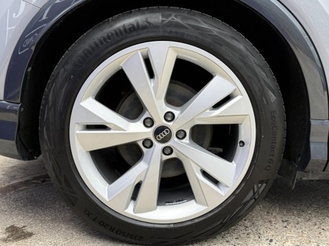 Audi Q4 35 S line SUV 5dr Electric Auto 55kWh (170 ps) 15