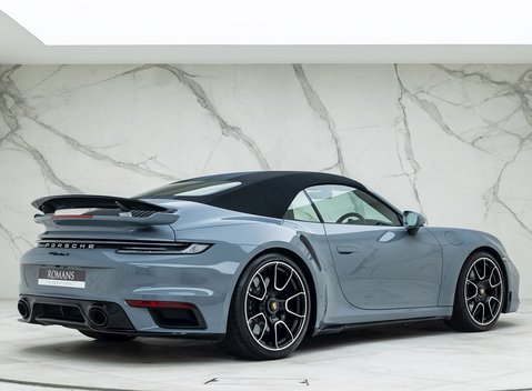 Porsche 911 Turbo S Cabriolet (992) 10