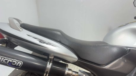 Honda CB 1998 42K GOOD COMMUTER BIKE NEW MOT SERVICED 600CC NAKED 28