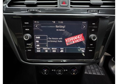 Volkswagen Tiguan 2.0 TDI SEL SUV 5dr Diesel DSG 4Motion Euro 6 (s/s) (150 ps) 76