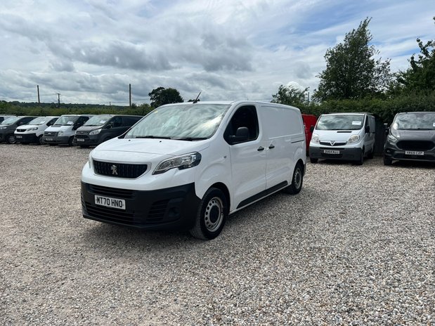 Peugeot Expert MWB L2H1 Professional 2700 Air Con Sensors Tow Bar EURO 6 NO VAT 2