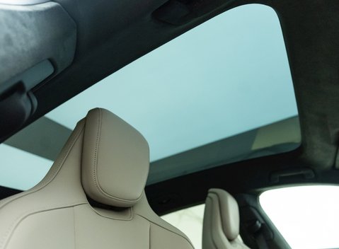 Porsche Taycan GTS Sport Turismo 11