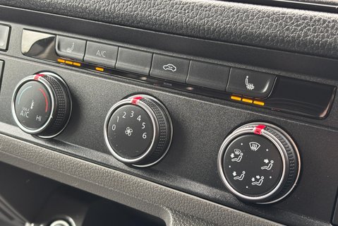 Volkswagen Crafter CR35 177 ps Tdi Trendline 4Motion DSG Panel Van - Diff Lock 18