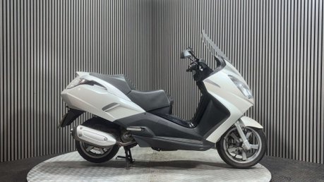 Peugeot Satelis 2 PREMIUM 2015 ONLY 16K GOOD RUNNING 300CC MAXI SCOOTER BIKE 1