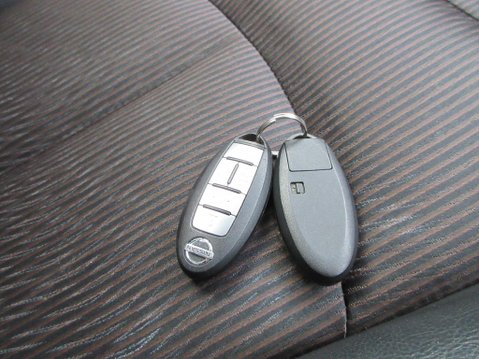 Nissan Elgrand E52 3.5 V6 4WD Highway Star, PNE52 23