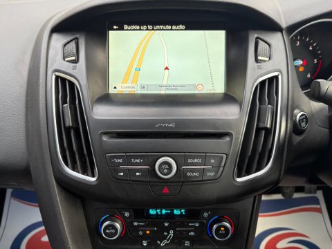 Ford Focus ST-LINE X TDCI 3