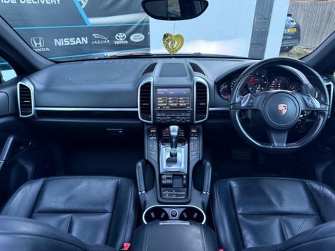 Porsche Cayenne 3.0 TD V6 Tiptronic 4WD Euro 5 (s/s) 5dr 40