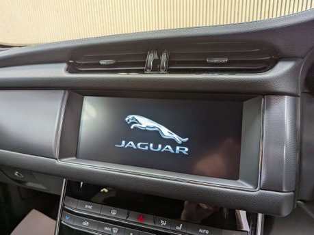 Jaguar XF 2.0 XF R-Sport D AWD Auto 4WD 5dr 70