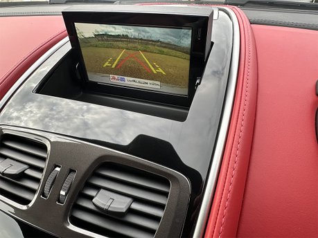 Aston Martin Vanquish V12 69