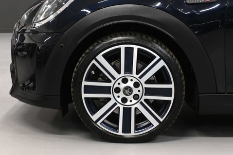 Mini Hatch 2.0 Cooper S Exclusive Auto 3dr 27